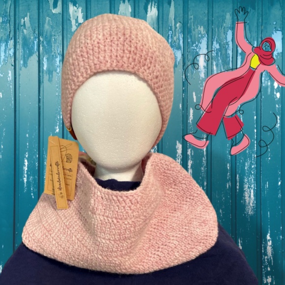 Anardana Spice Hat and Cowl Set (Crochet) - Picture 1 of 5